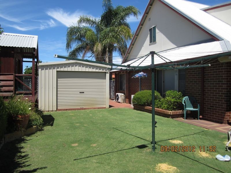 12 Hayton Mews, Atwell WA 6164