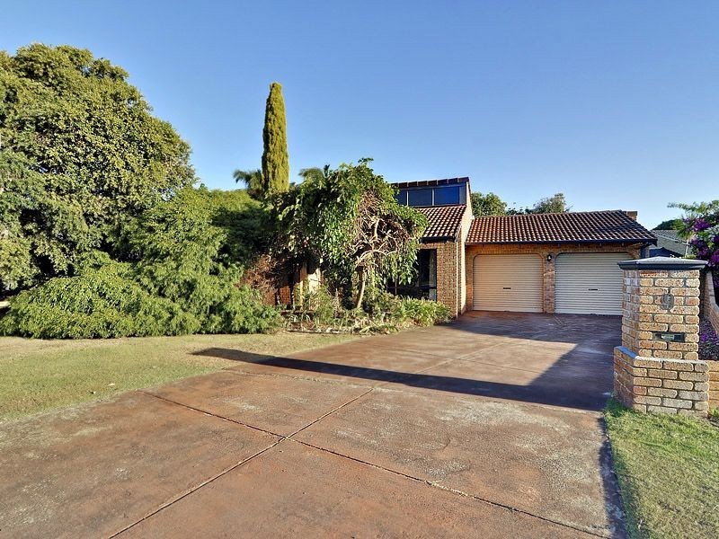 9 Keys Court, Leeming WA 6149