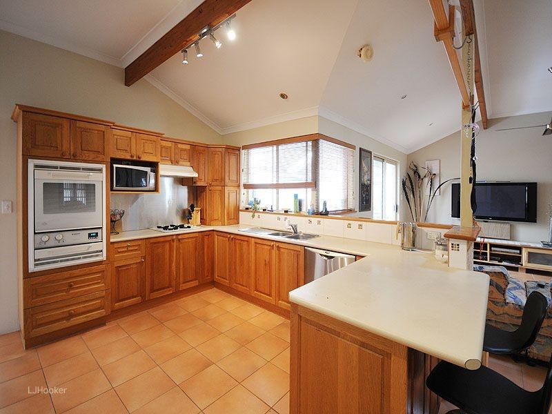 15 Twinbranch Rise, Leeming WA 6149