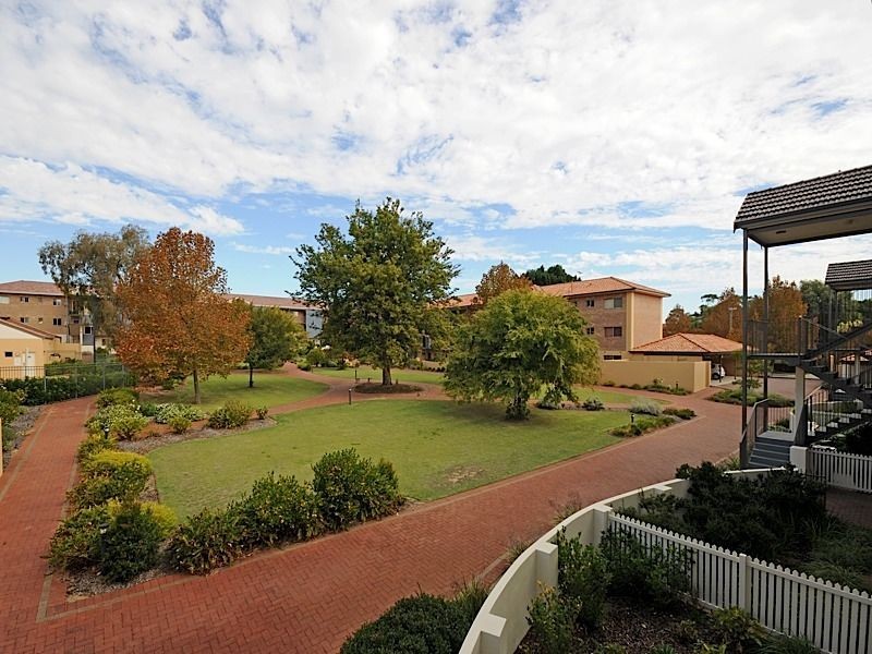 38/79 Waverly Road, Coolbellup WA 6163