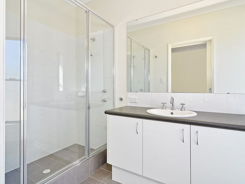 11 Panozza Circle, Maddington WA 6109