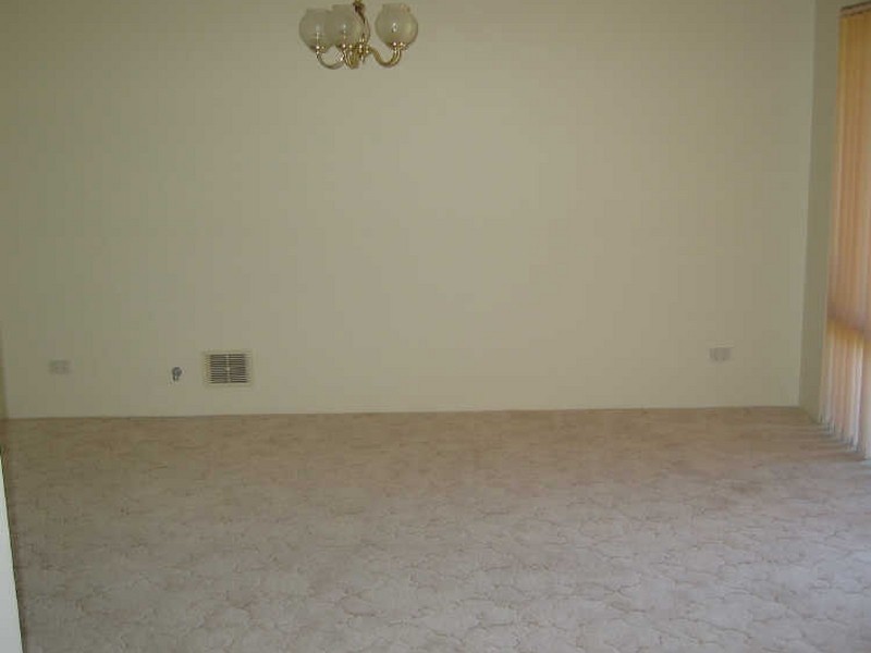 16 Hansted Court, Ballajura WA 6066