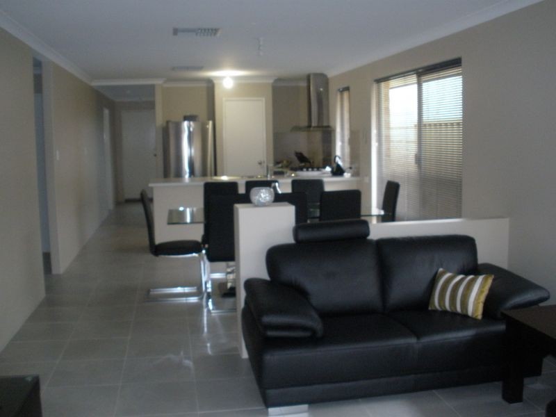 14 Clarity Elbow, Atwell WA 6164