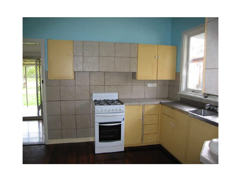 330 Hardey Road, Cloverdale WA 6105