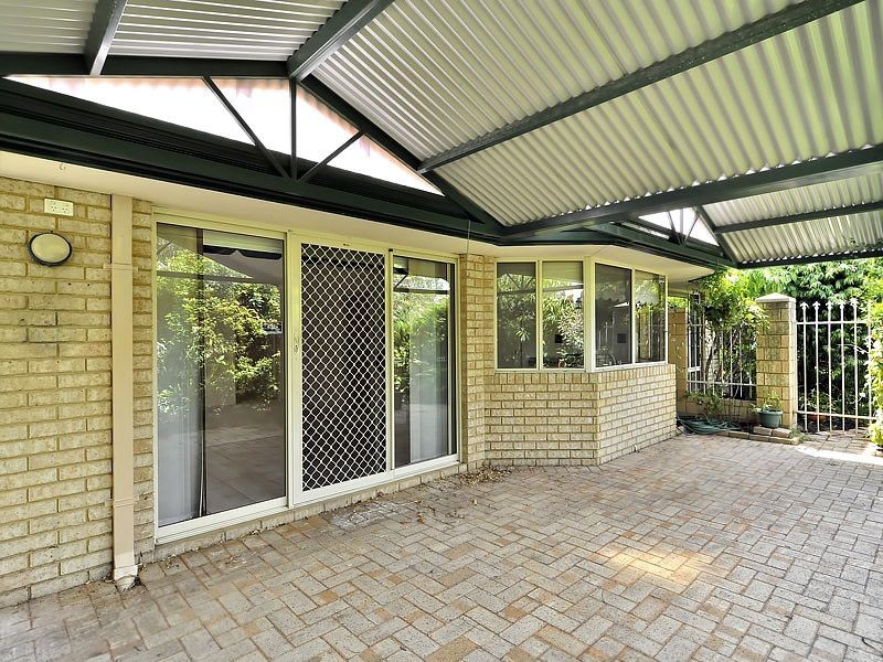 11 Debries Place, Bull Creek SA 5157