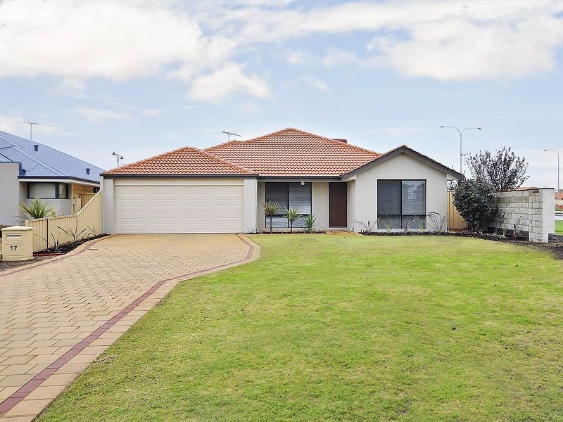 17 Mosman Loop, Success WA 6164