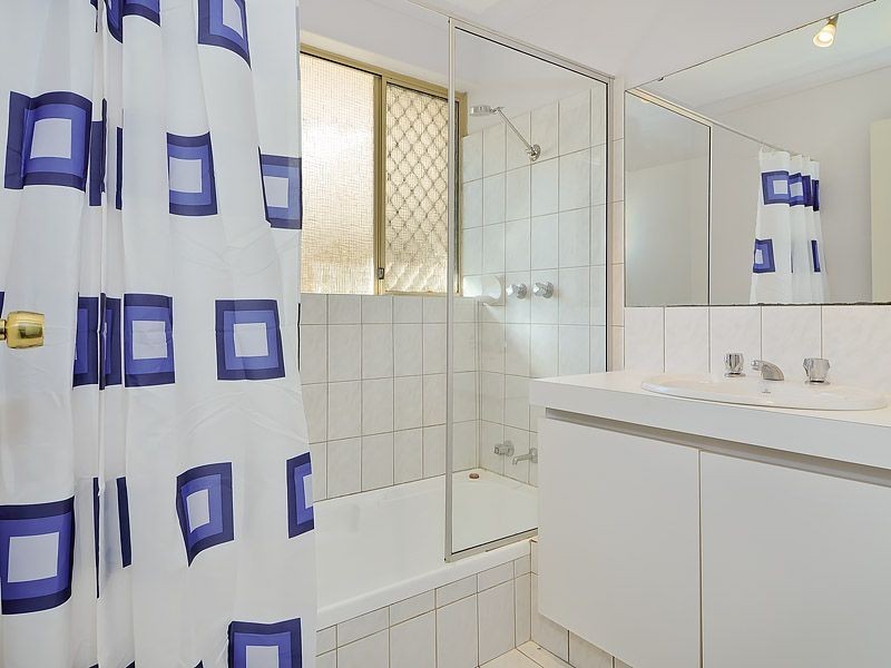 8/28 Collinson Way, Leeming WA 6149