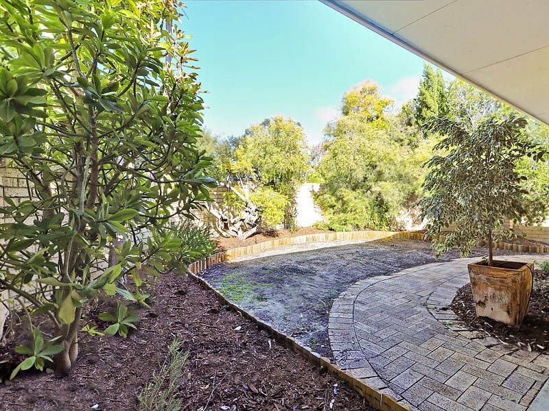 8/28 Collinson Way, Leeming WA 6149