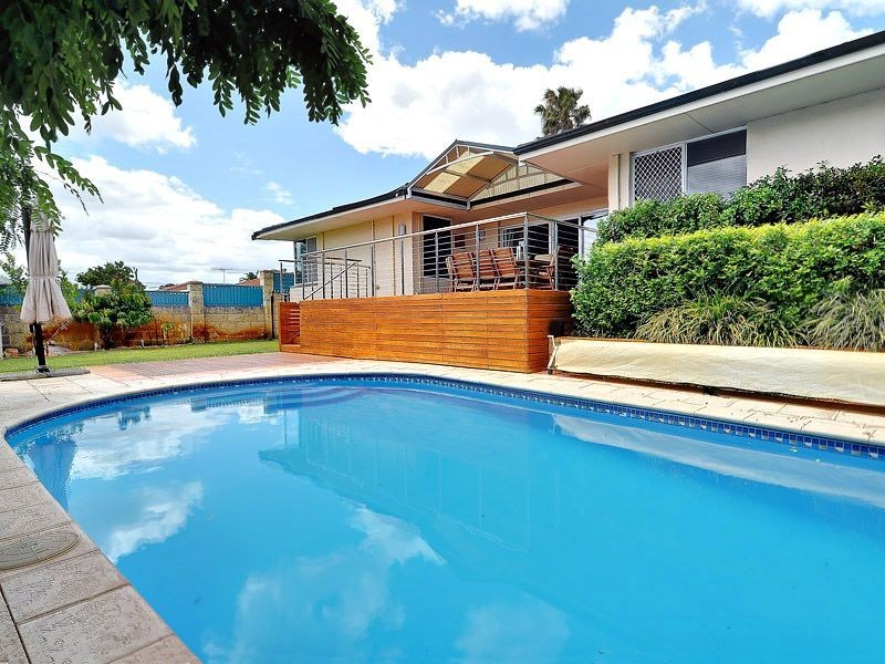 6 Nolan Way, Bateman WA 6150