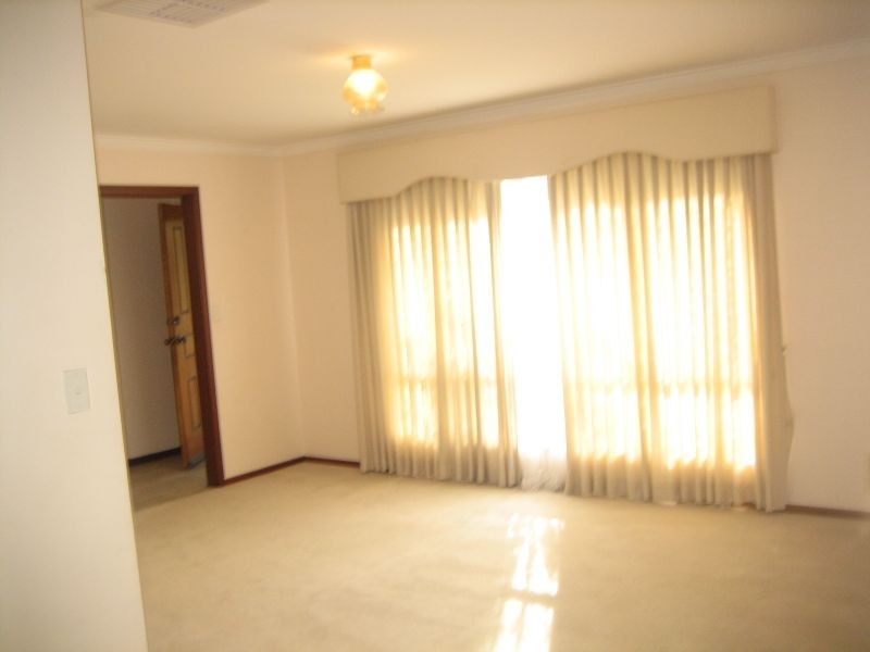 38 Broadbent Loop, Leeming WA 6149