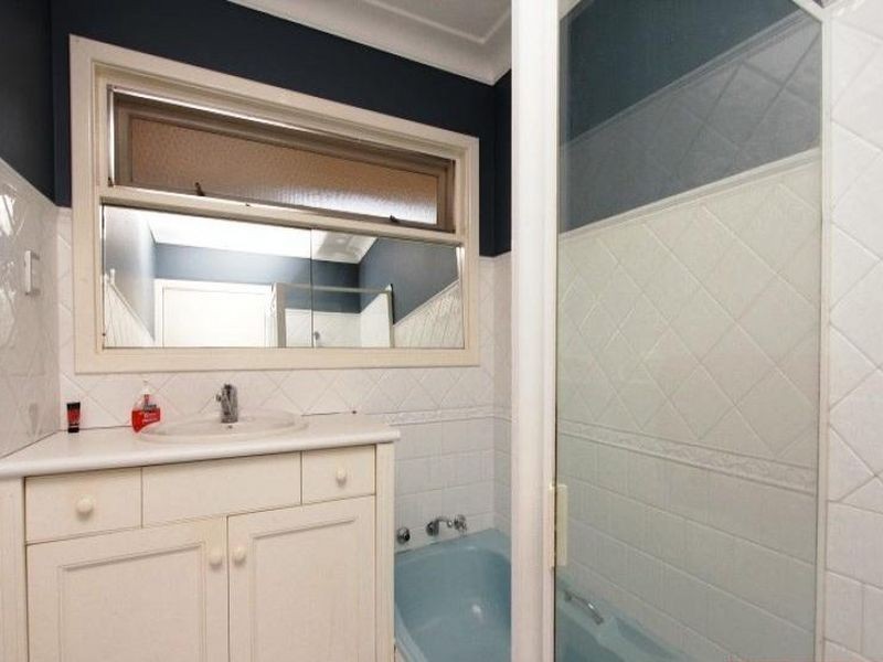 16 Yeeda Street, Riverton WA 6148