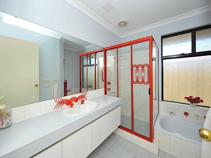 13 Mifflin Place, Leeming WA 6149