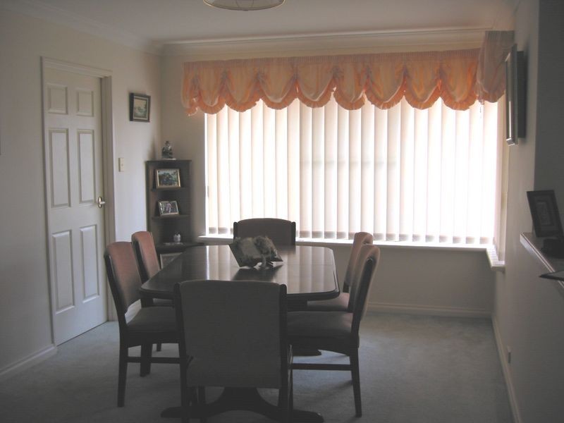 24B Twin Branch Rise, Leeming WA 6149