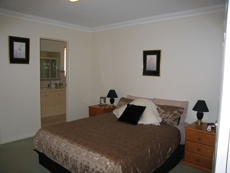 24B Twin Branch Rise, Leeming WA 6149