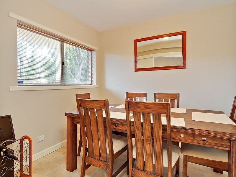 28/15 Friar John Way, Coolbellup WA 6163