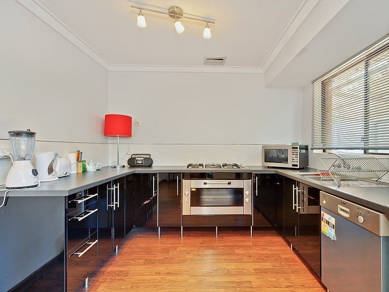 6/191 Watts Road, Wilson WA 6107