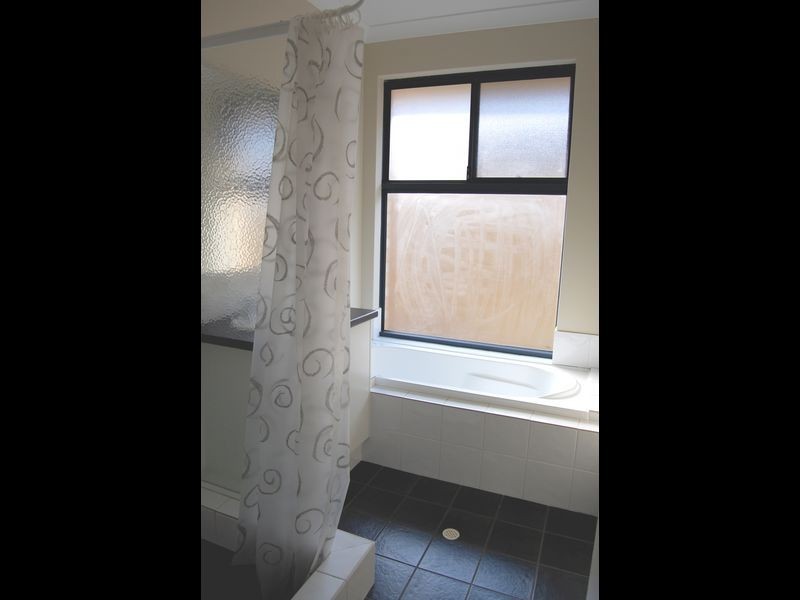 32 Waterfields Drive, Bertram WA 6167