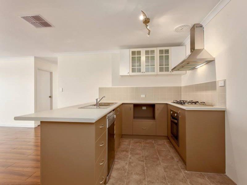 14a Erpingham, Hamilton Hill WA 6163