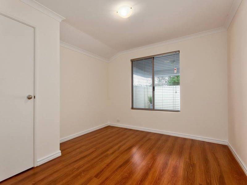 14a Erpingham, Hamilton Hill WA 6163