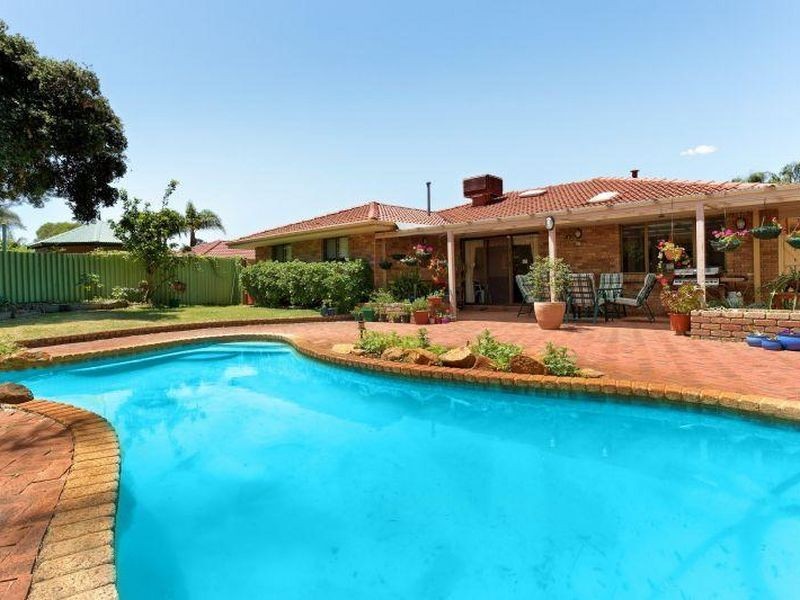 48 Earnshaw Loop, Leeming WA 6149