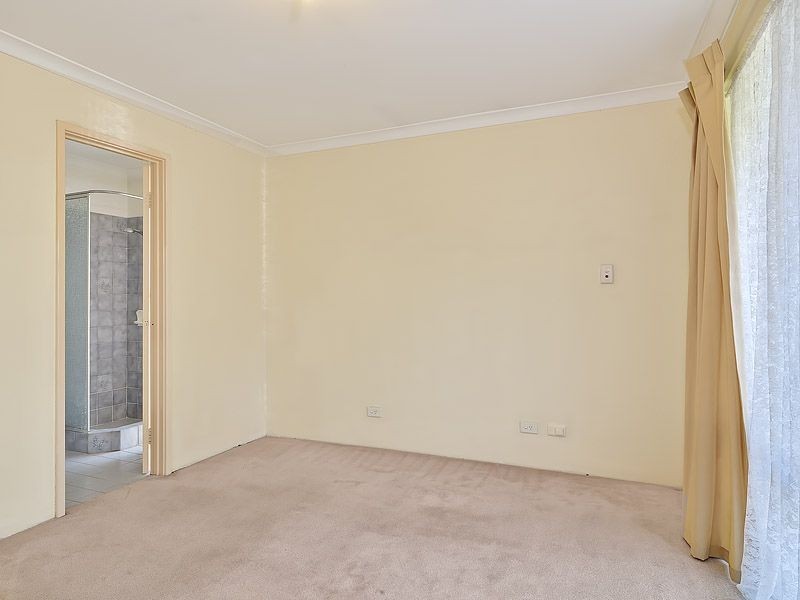 1 Stenton Corner, Leeming WA 6149