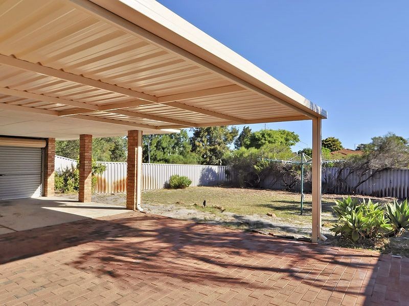 1 Stenton Corner, Leeming WA 6149