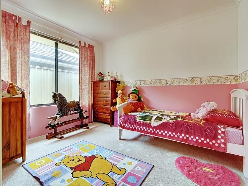 180 Lyon Road, Aubin Grove WA 6164