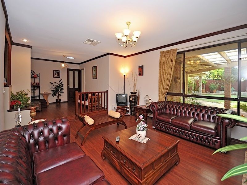 3 Dixey Court, Leeming WA 6149