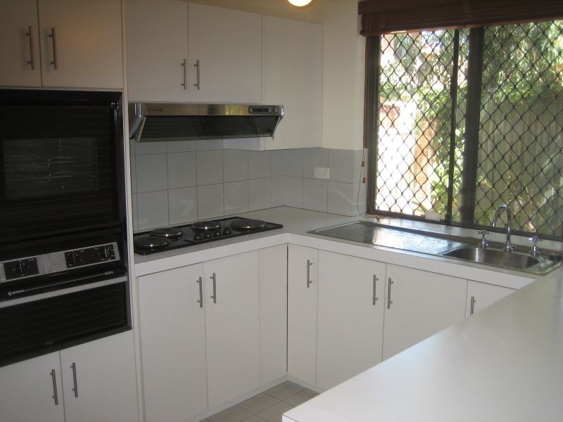 3/11 Brentham Street, Leederville WA 6007