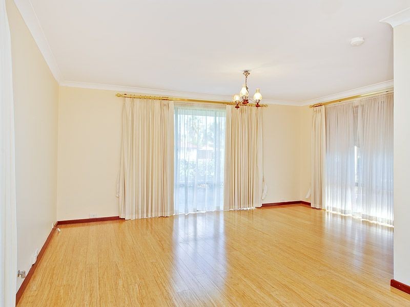 40 Burnett Avenue, Leeming WA 6149