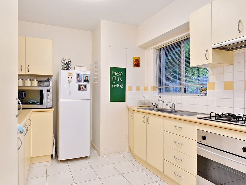 4/5 Doherty Road, Coolbellup WA 6163