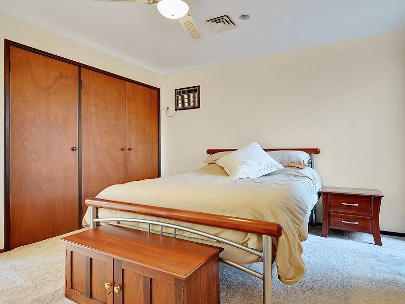 3A Harrington Crescent, Leeming WA 6149