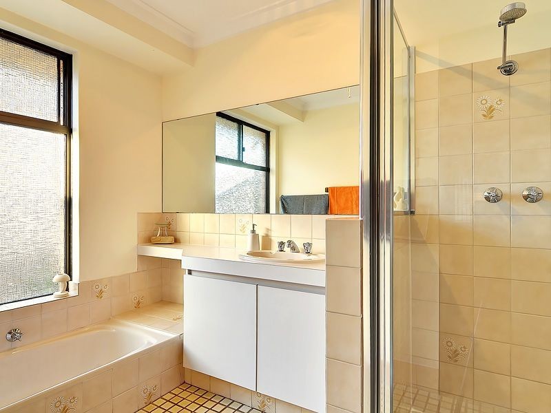 3A Harrington Crescent, Leeming WA 6149