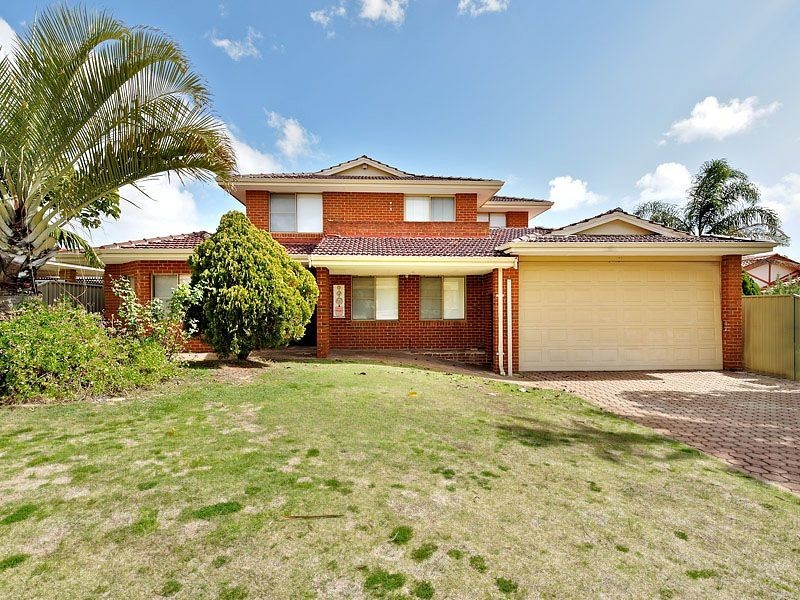 8 Heatherlea Parkway, Leeming WA 6149