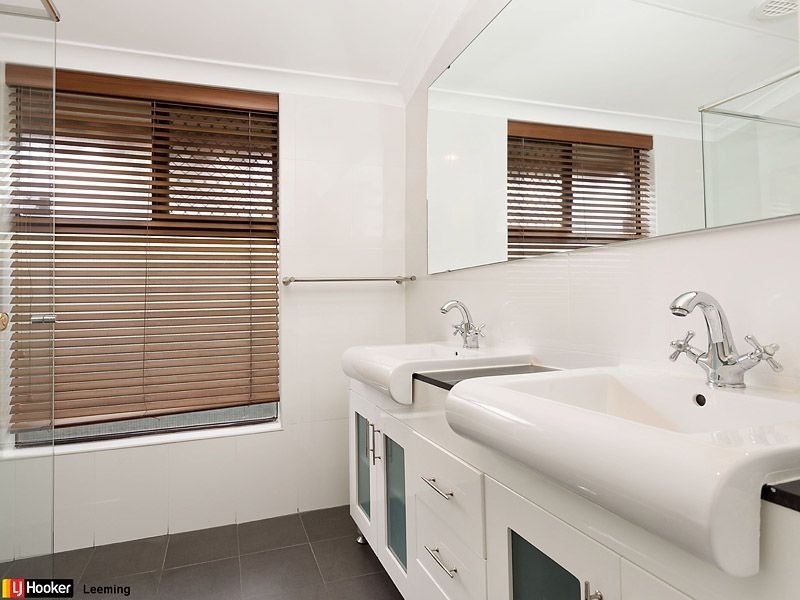 36 Gracechurch Crescent, Leeming WA 6149