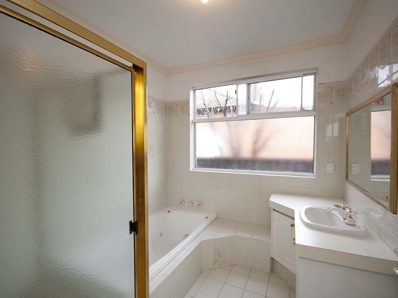 25 Harcourt Street, Inglewood WA 6052