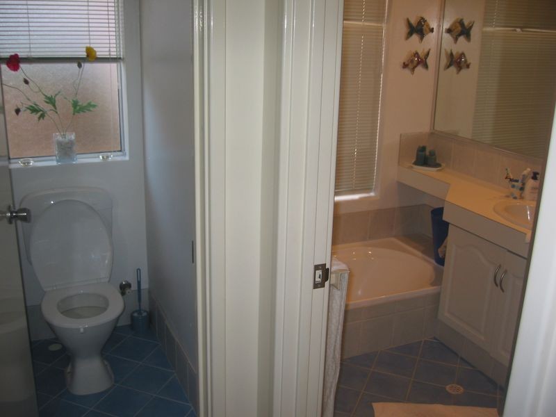 110 Bolderwood Drive, South Lake WA 6164