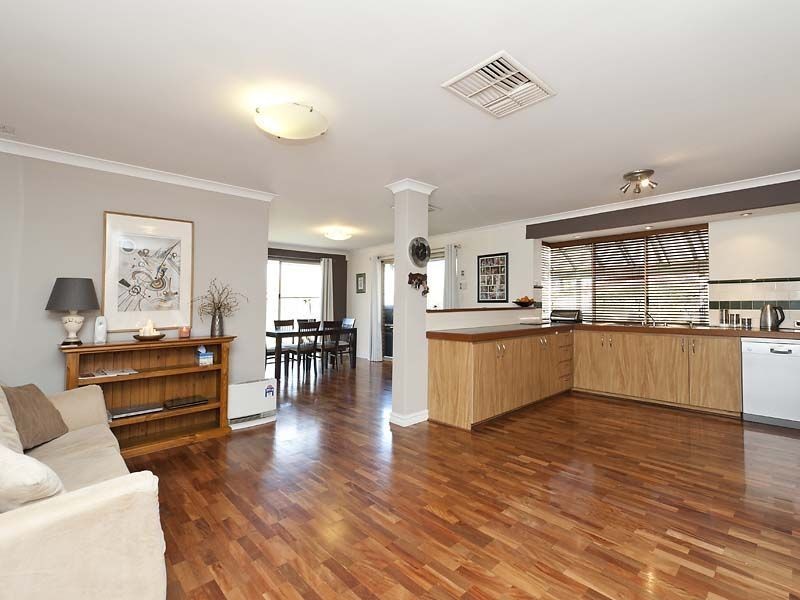 4 Baumea Way, Ellenbrook WA 6069