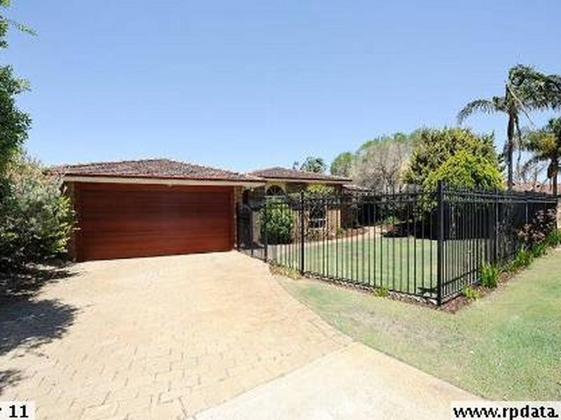 7 Lowrie Grove, Leeming WA 6149