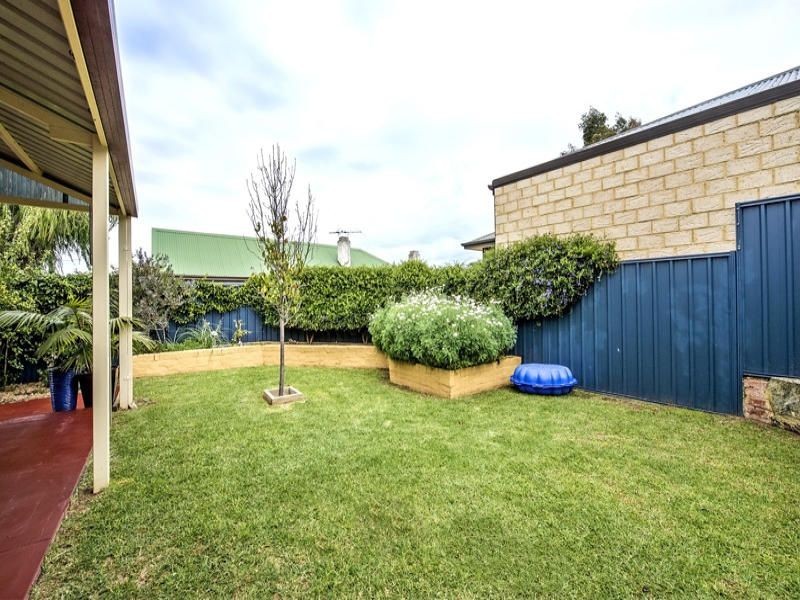 17 Avenell Road, Bayswater WA 6053