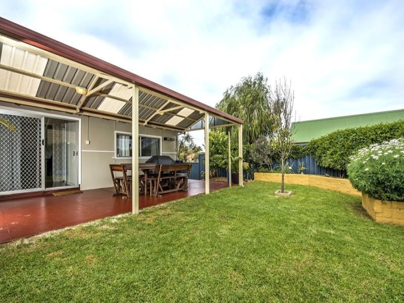17 Avenell Road, Bayswater WA 6053