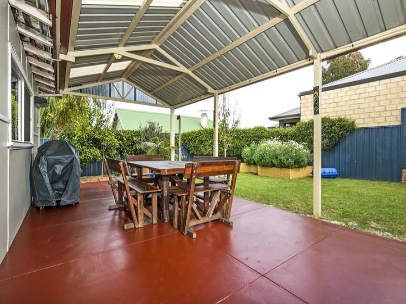 17 Avenell Road, Bayswater WA 6053