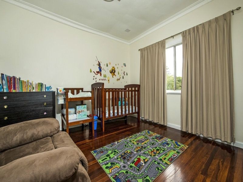 17 Avenell Road, Bayswater WA 6053