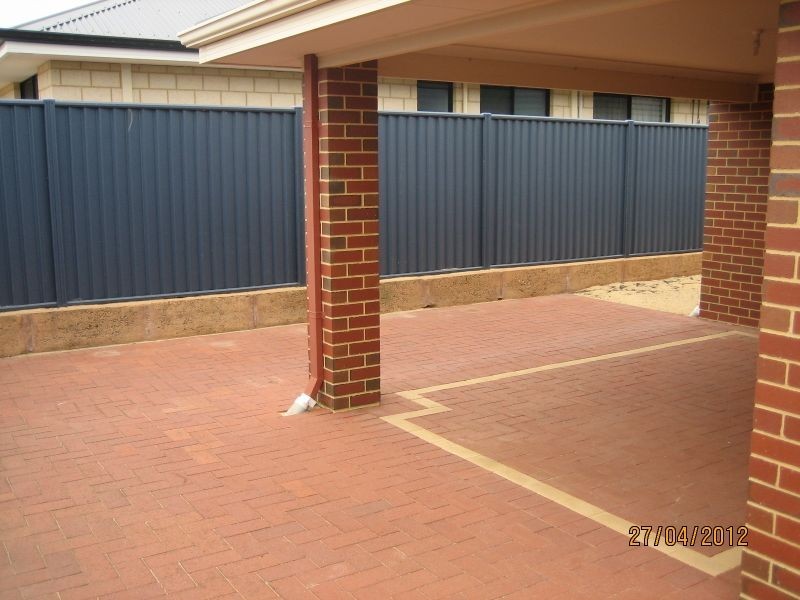 26 Honeydew Bend, Darling Downs WA 6122