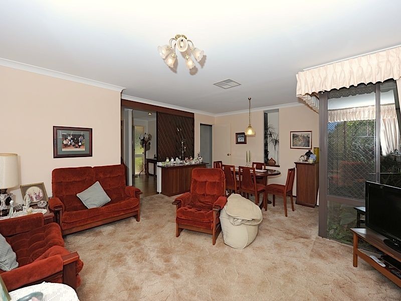 62 Aulberry Parade, Leeming WA 6149