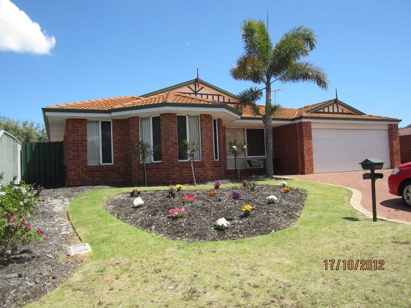 8 Minyon Circuit, Atwell WA 6164