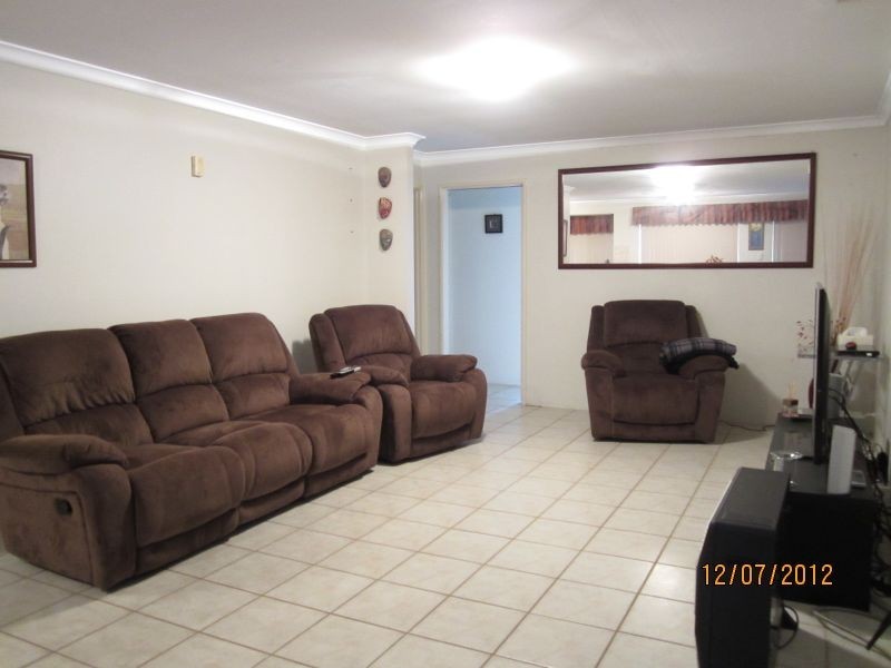 8 Minyon Circuit, Atwell WA 6164