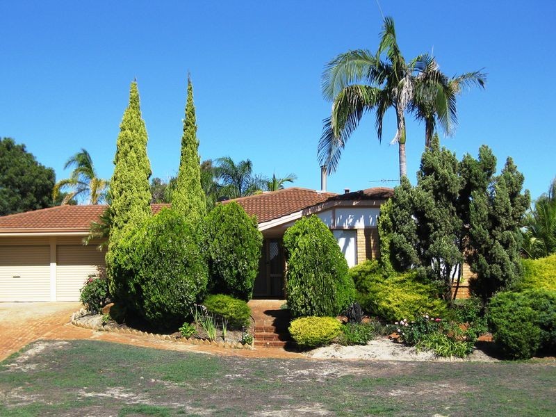 66 Calley Drive, Leeming WA 6149