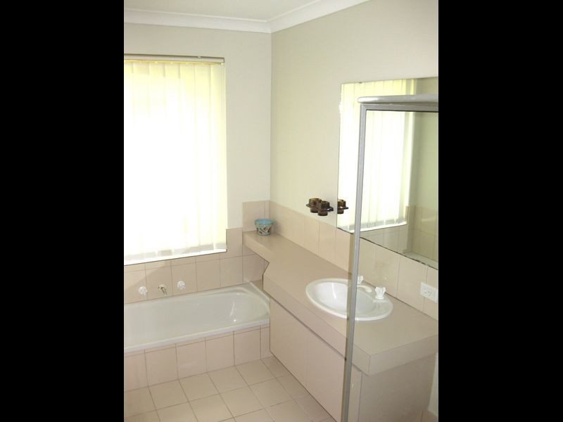 66 Calley Drive, Leeming WA 6149