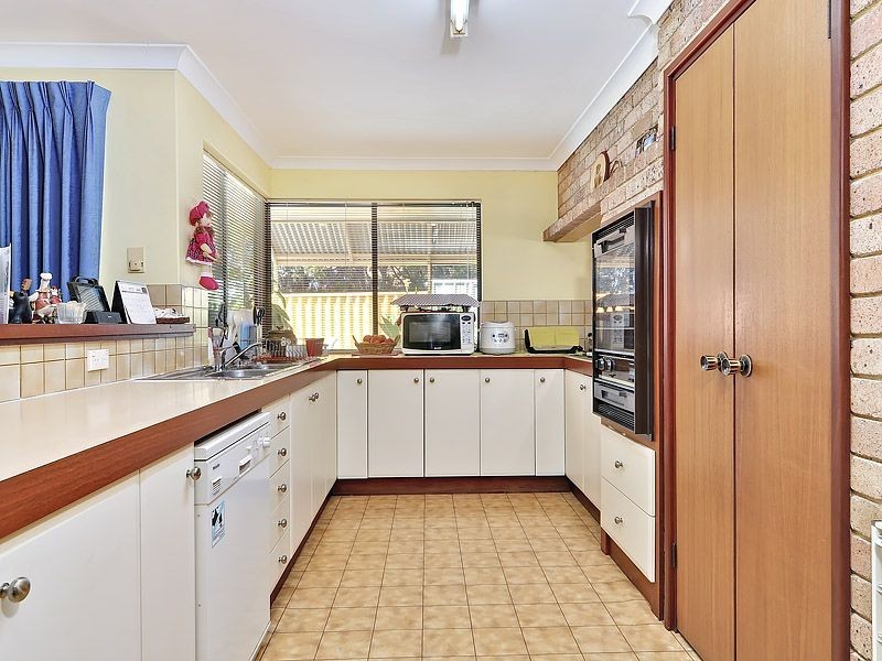 11 Cardinal Crescent, Leeming WA 6149